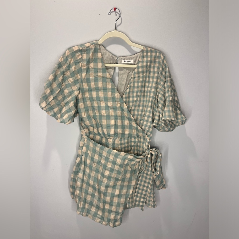 Sage & Tan Tie Front Romper